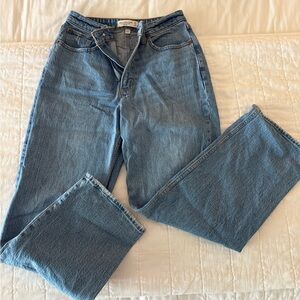 Abercrombie Vintage Straight High Rise Jeans
